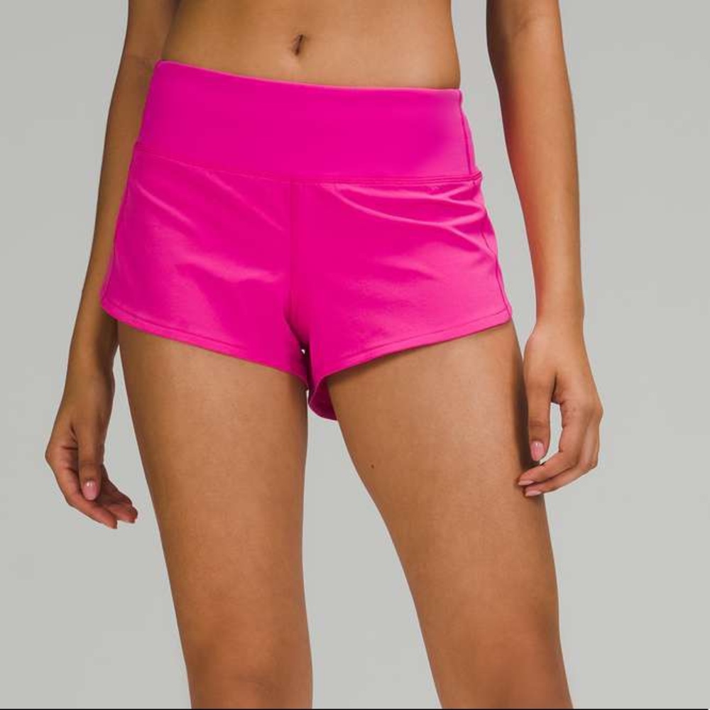 Lululemon Speed up Low Rise 2.5- Sonic Pink- Size 4